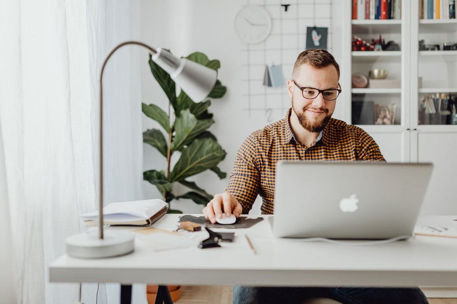 10 Office Décor Ideas to Revamp Your Workspace in 2021